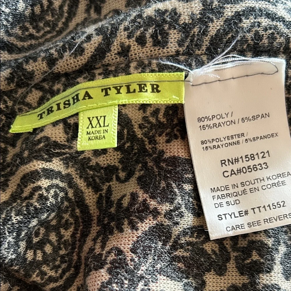 Cowl neck top by Trisha Tyler - Picture 4 of 4